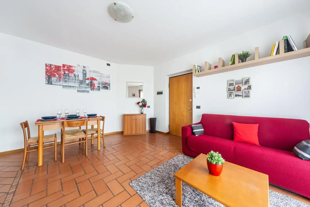 Cozy Apt - Private Parking & Terrace location